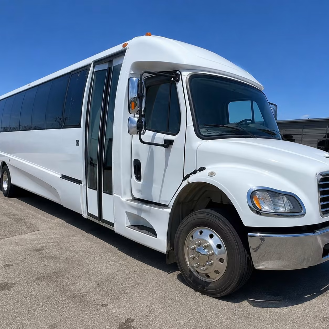 20 passenger minibus
