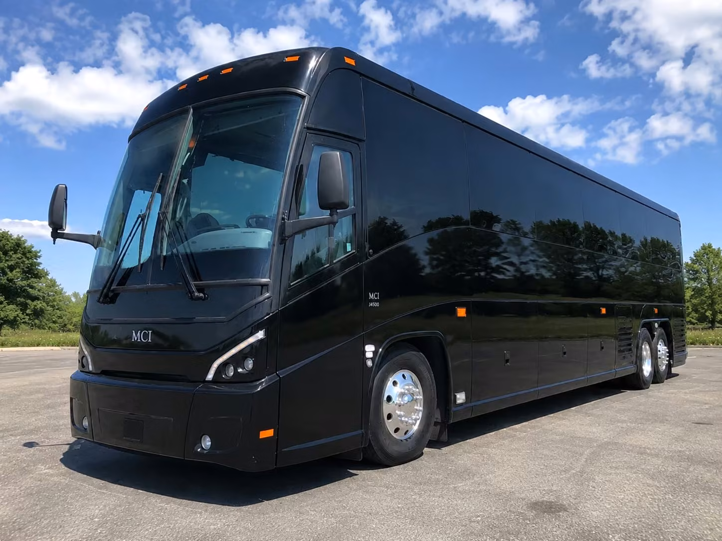 conference and convention shuttle bus rentals in prescott